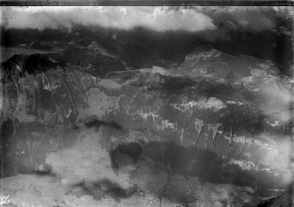 ETH-BIB-Lungern, Schinberg, Güpfi, Gibel aus 2300 m-Inlandflüge-LBS MH01-005286