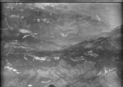 ETH-BIB-Lungern, Lungernsee, Brünigpass v. S. aus 3000 m-Inlandflüge-LBS MH01-004308
