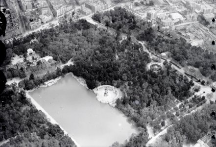 ETH-BIB-Madrid (öffentlicher Park) aus 200 m Höhe-Mittelmeerflug 1928-LBS MH02-05-0066
