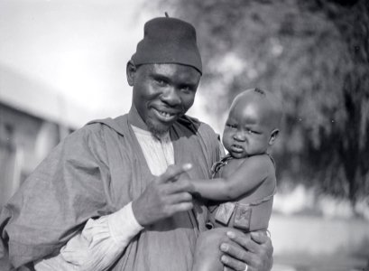 ETH-BIB-Maiduguri- Amulette schützen vor bösen Geistern-Tschadseeflug 1930-31-LBS MH02-08-0765