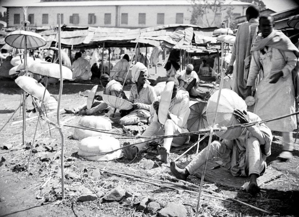 ETH-BIB-Markt in Abessinien-Abessinienflug 1934-LBS MH02-22-0423