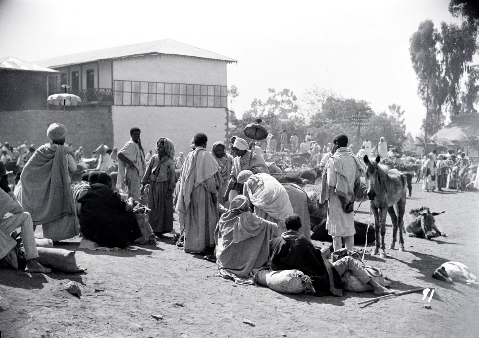 ETH-BIB-Markt in Abessinien-Abessinienflug 1934-LBS MH02-22-0427