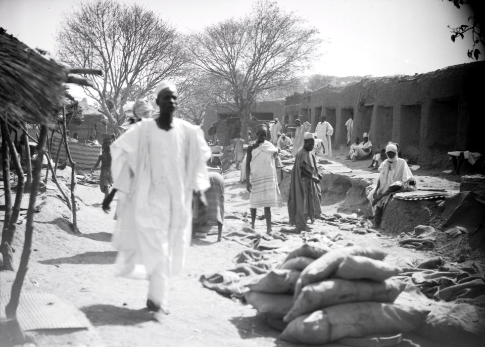 ETH-BIB-Markt von Kano-Tschadseeflug 1930-31-LBS MH02-08-0705