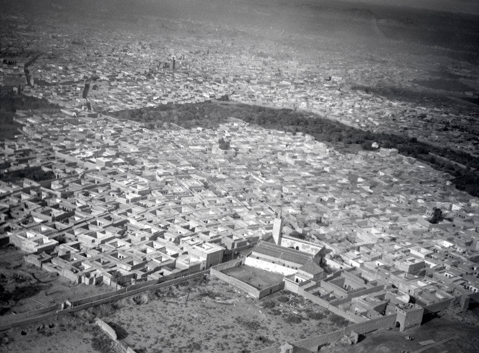 ETH-BIB-Marrakech- Gesamtansicht aus 300 m Höhe-Tschadseeflug 1930-31-LBS MH02-08-0293