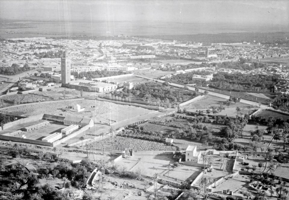 ETH-BIB-Marrakesch, mit der Koutoubia-Moschee-Tschadseeflug 1930-31-LBS MH02-08-0146