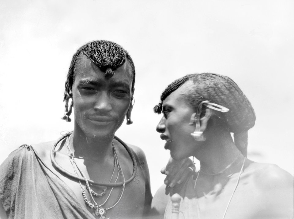 ETH-BIB-Massai-Männer-Kilimanjaroflug 1929-30-LBS MH02-07-0033