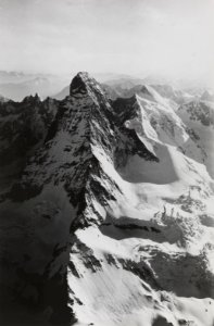 ETH-BIB-Matterhorn, Dent d'Hérens v. N. O. aus 4500 m-Inlandflüge-LBS MH01-005684