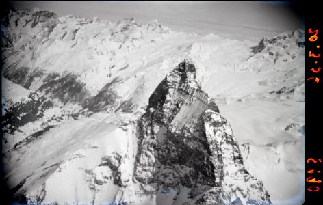 ETH-BIB-Matterhorn, Rimpfischhorn, Strahlhorn, Monte Rosa-Inlandflüge-LBS MH01-008190