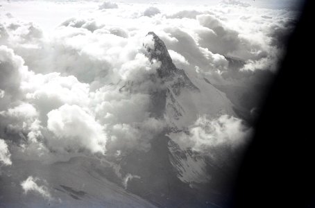 ETH-BIB-Matterhorn-Inlandflüge-LBS MH05-18-07
