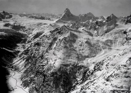 ETH-BIB-Matterhorn, Zermattertal aus 4000 m-Inlandflüge-LBS MH01-000392