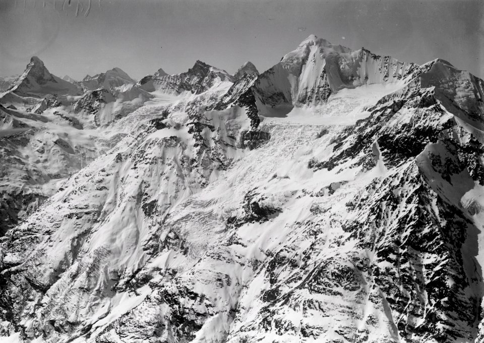 ETH-BIB-Matterhorn, Weisshorn v. N. O. aus 4000 m-Inlandflüge-LBS MH01-000397-01