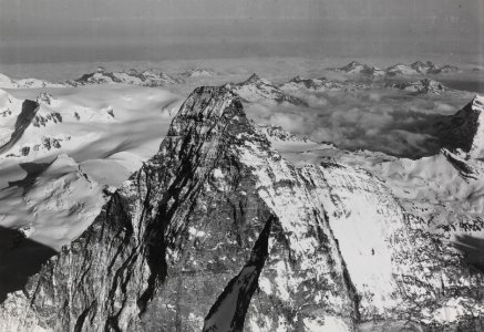 ETH-BIB-Matterhorngipfel v. N. W. aus 4500 m-Inlandflüge-LBS MH01-005675