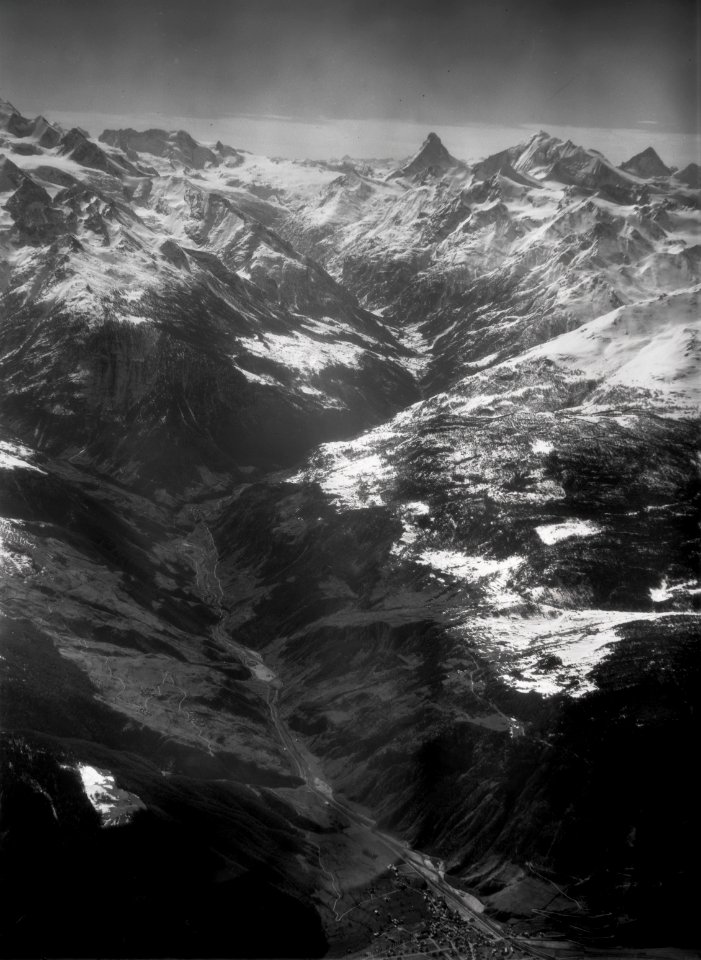 ETH-BIB-Mattertal, Matterhorn, Mischabel, Weisshorn, Breithorn-Inlandflüge-LBS MH01-008174