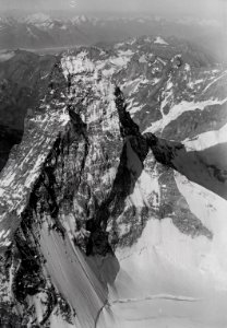 ETH-BIB-Matterhorngipfel v. N. O. aus 5000 m-Inlandflüge-LBS MH01-002017