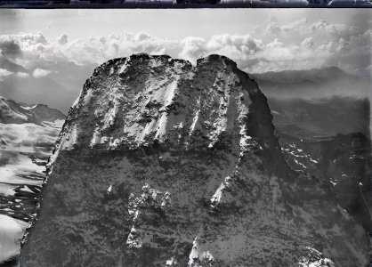 ETH-BIB-Matterhorngipfel v. N.-Inlandflüge-LBS MH01-005143