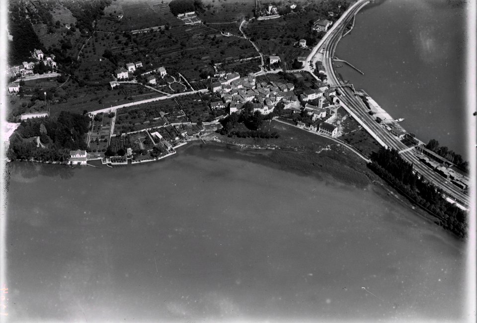 ETH-BIB-Melide v. S. aus 200 m-Inlandflüge-LBS MH01-001964