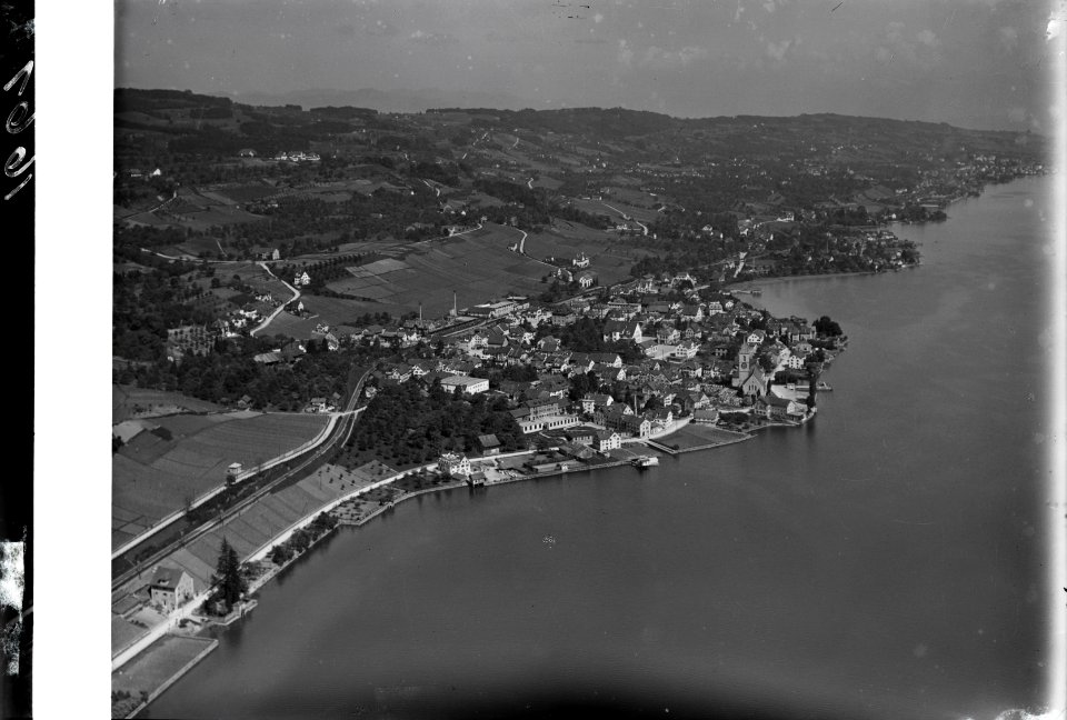 ETH-BIB-Meilen, Obermeilen aus 200 m-Inlandflüge-LBS MH01-001661