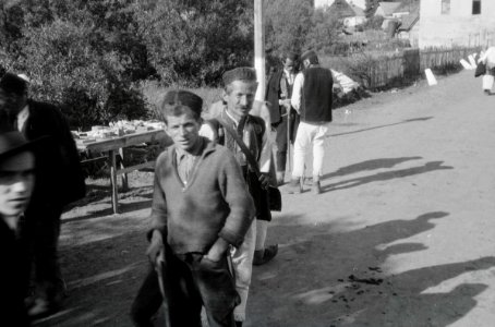 ETH-BIB-Menschen in Tracht in Jajce, Bosnien-Weitere-LBS MH02-48-0060