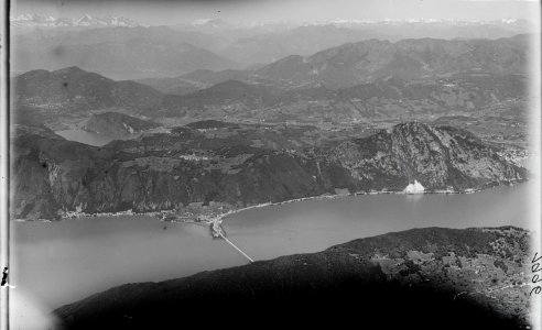 ETH-BIB-Melide, San Salvatore, Lavena, Walliseralpen, Ponte Tresa v. O. aus 1800 m-Inlandflüge-LBS MH01-001996