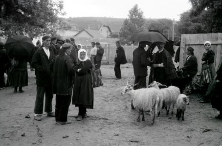 ETH-BIB-Menschen in Tracht bei Jajce, Bosnien-Weitere-LBS MH02-48-0051