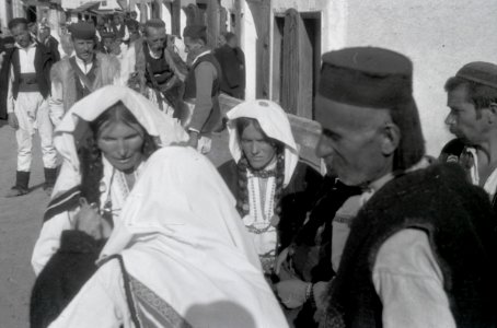 ETH-BIB-Menschen in Tracht in Jajce, Bosnien-Weitere-LBS MH02-48-0065