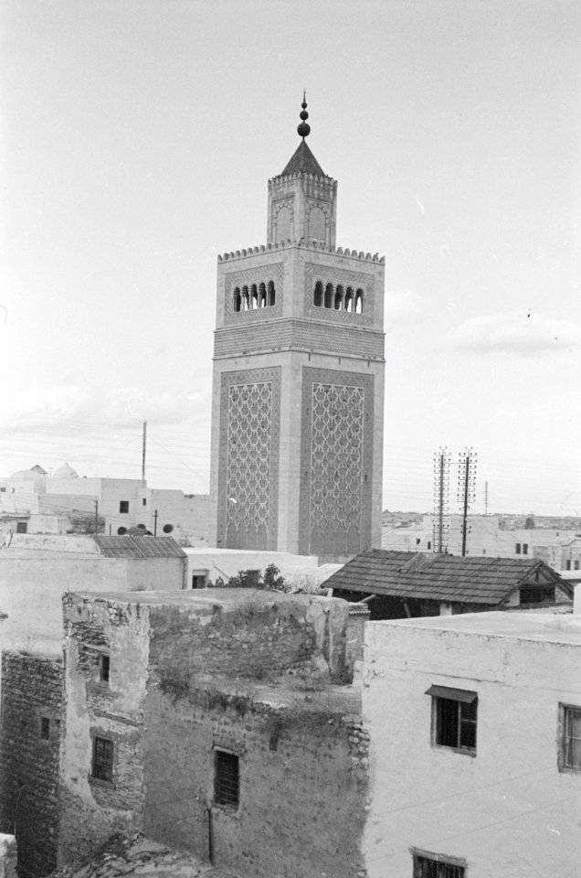 ETH-BIB-Minarett der Ez-Zitouna Moschee in Tunis-Nordafrikaflug 1932-LBS MH02-13-0042