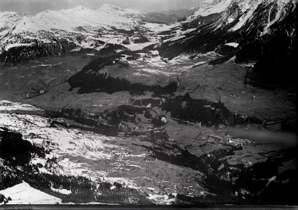 ETH-BIB-Mon, Tiefencastel, Mistail, Alvaschein, Lantsch, Lenzerheide, Rheintal v. S. aus 2500 m-Inlandflüge-LBS MH01-004448