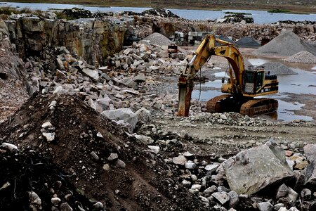 Destruction bucket wheel excavators crusher photo