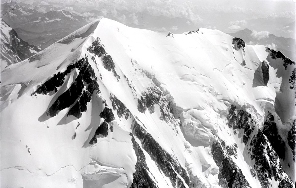 ETH-BIB-Mont Blanc Gipfel v. W. aus 4850 m-Inlandflüge-LBS MH01-005203
