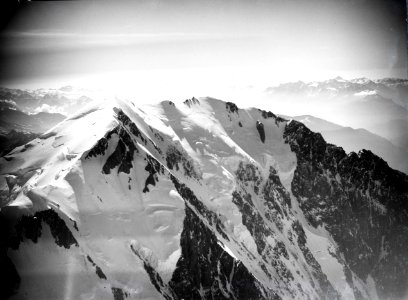 ETH-BIB-Mont Blanc Gipfel v. W. aus 5000 m-Inlandflüge-LBS MH01-006455