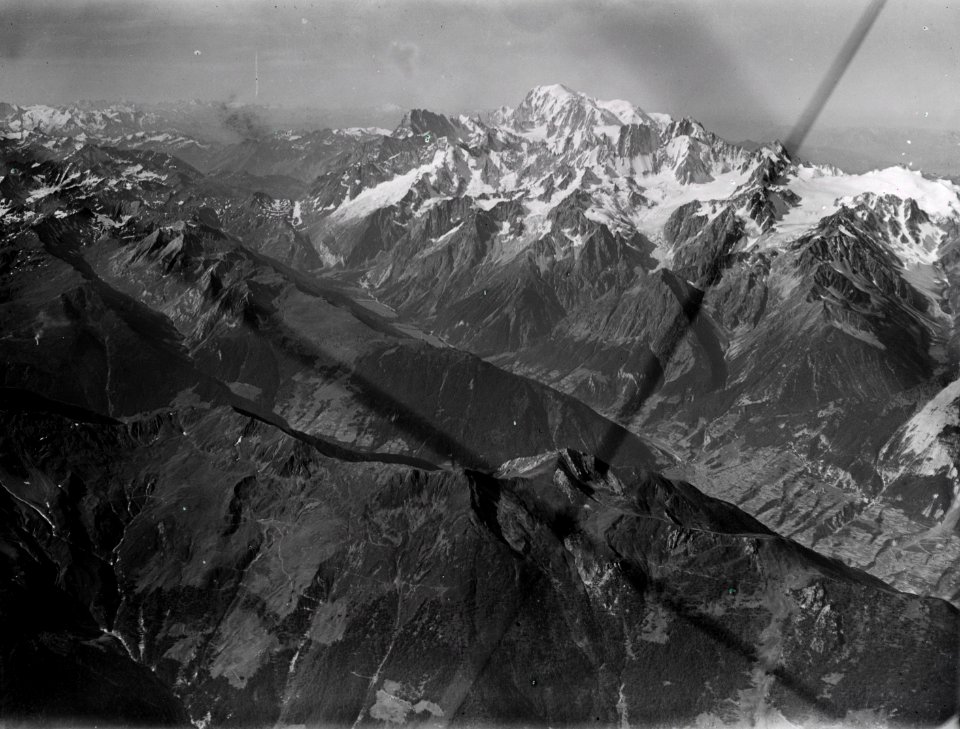 ETH-BIB-Mont Blanc, Val, d'Entremont, Val Ferret v. N. O. aus 4500 m-Inlandflüge-LBS MH01-000991