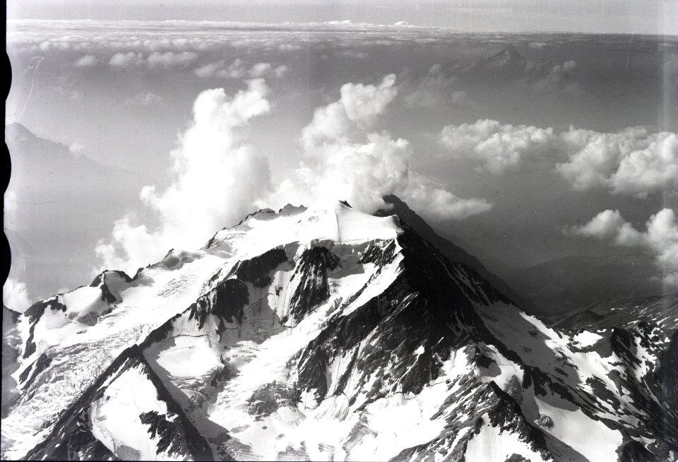 ETH-BIB-Mont Vélan, Dunst und Wolkenmer über der Poebene v. N. aus 4600 m-Inlandflüge-LBS MH01-005786