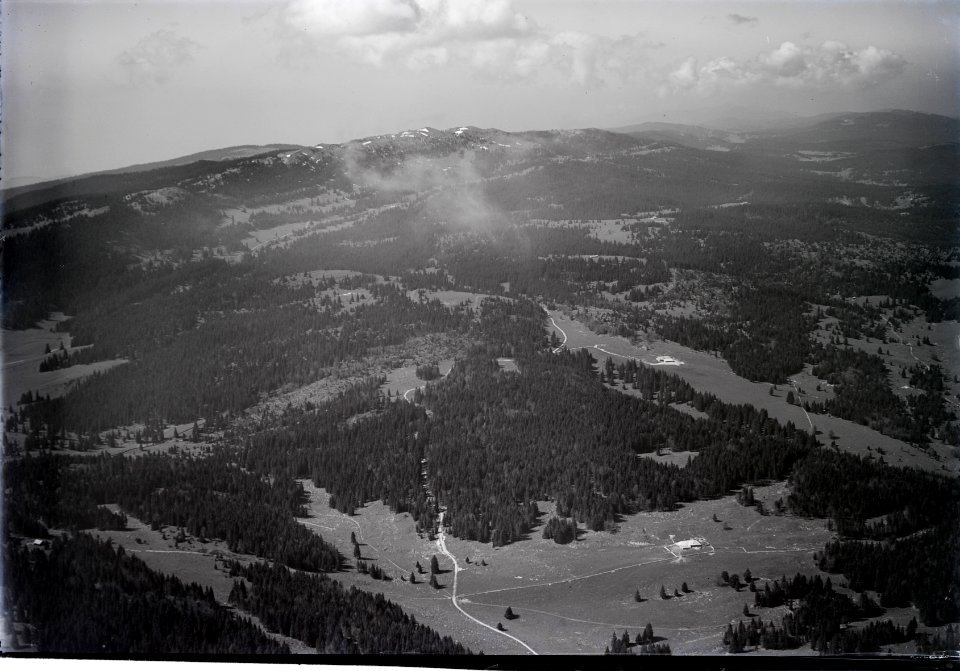 ETH-BIB-Mont Tendre v. N. aus 1800 m-Inlandflüge-LBS MH01-006065