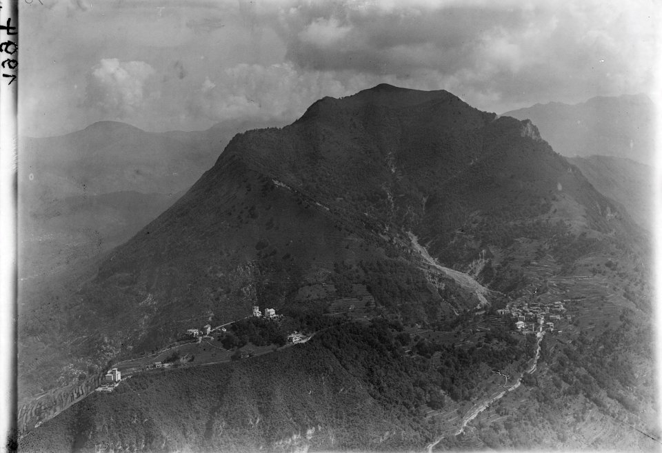 ETH-BIB-Mont Brè, Monte Boglia v. S. aus 1100 m-Inlandflüge-LBS MH01-001994