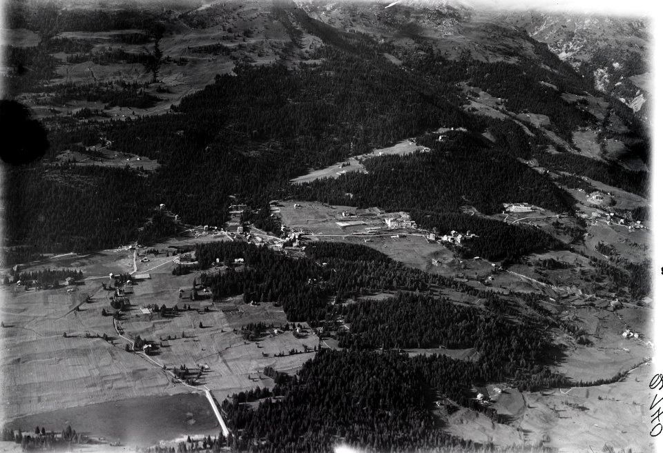 ETH-BIB-Montana, Vermala (Hotelquartier) aus 500 m-Inlandflüge-LBS MH01-002140