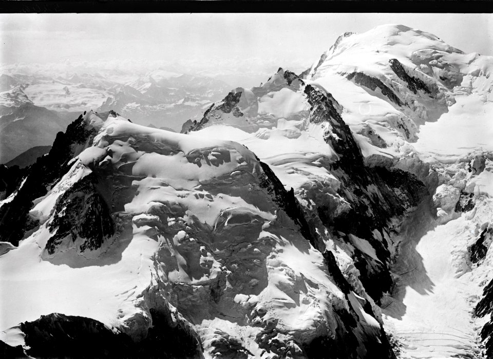 ETH-BIB-Mont Maudit, Mont Blanc, Mont Blanc du Tacul v. N. aus 4200 m-Inlandflüge-LBS MH01-005206