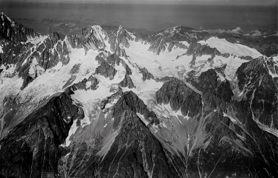 ETH-BIB-Mont Dolent, Glacier de la Neuve v. O. aus 4200 m-Inlandflüge-LBS MH01-005199
