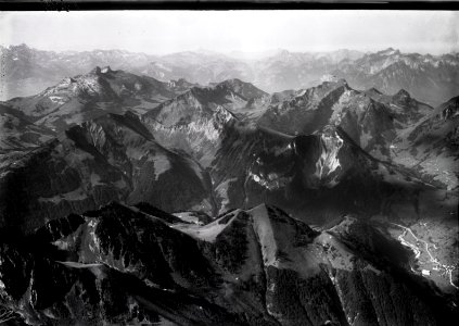 ETH-BIB-Montbovon, Col de Jaman, Dent de Jaman, Rochers, Tour de Mayen v. N. aus 2200 m-Inlandflüge-LBS MH01-004830