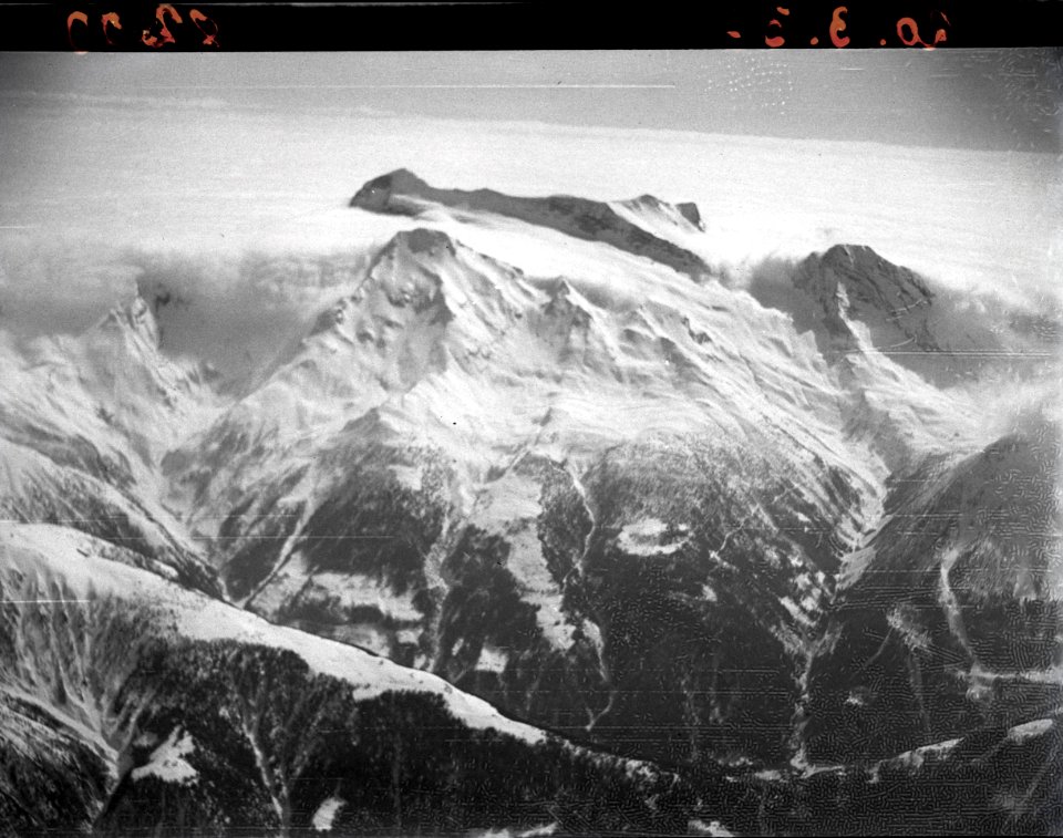 ETH-BIB-Monte Leone, Hübschorn, Wasenhorn, Blickrichtung Südost (SE)-Inlandflüge-LBS MH01-008200