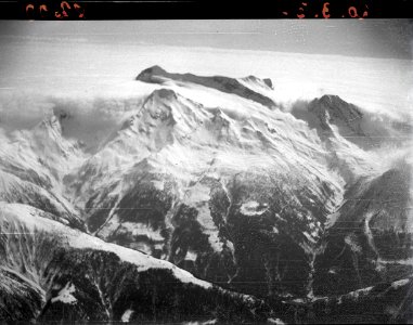 ETH-BIB-Monte Leone, Hübschorn, Wasenhorn, Blickrichtung Südost (SE)-Inlandflüge-LBS MH01-008200