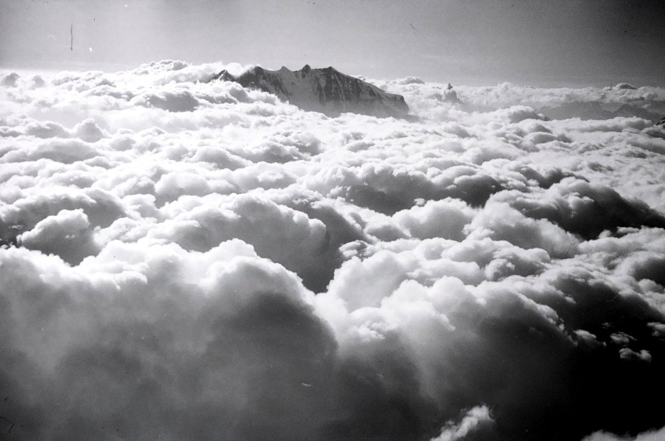 ETH-BIB-Monte Rosa- Signalkuppe, Zumsteinspitze, Dufourspitze, Jägerhorn-Inlandflüge-LBS MH05-18-29