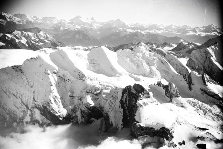 ETH-BIB-Morgenhorn, Wyssi Frau, Blüemlisalphorn-Inlandflüge-LBS MH05-17-01