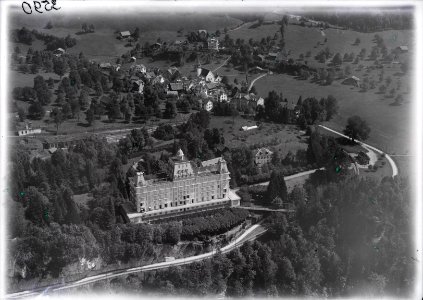 ETH-BIB-Morschach mit Hotel Axenfels v. W. aus 300 m-Inlandflüge-LBS MH01-003590