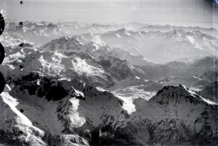 ETH-BIB-Mt. Blanc - Gran Paradiso mit Walliseralpen von S. aus 4600 m Höhe-Mittelmeerflug 1928-LBS MH02-05-0114