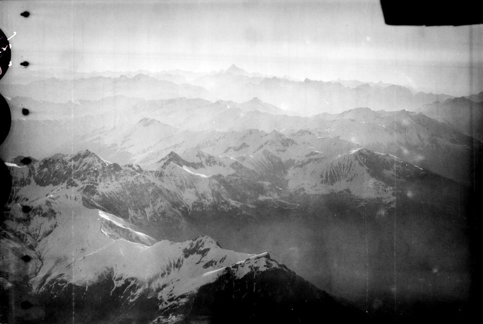 ETH-BIB-Mt. Viso, Massif du Parpaillon von S.W. aus 4300 m Höhe-Mittelmeerflug 1928-LBS MH02-05-0086