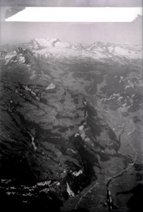 ETH-BIB-Muotathal, Hoch-Ybrig, Druesberg, Pragel, Glarneralpen, Glärnisch v. W. aus 2300 m-Inlandflüge-LBS MH01-005611