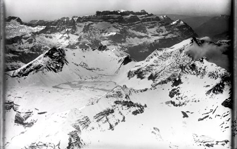 ETH-BIB-Muttsee, Glärnisch, Ruchen von S. aus 4000 m-Inlandflüge-LBS MH01-002524