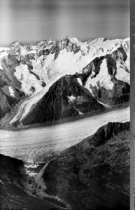 ETH-BIB-Märjela, Märjelasee, Mittelaletschgletscher, Aletschhorn v. O. aus 4000 m-Inlandflüge-LBS MH01-005514