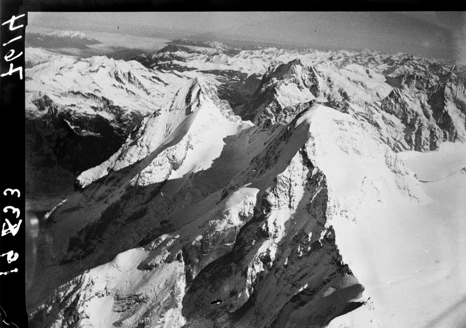 ETH-BIB-Mönch, Eiger-Inlandflüge-LBS MH01-007614