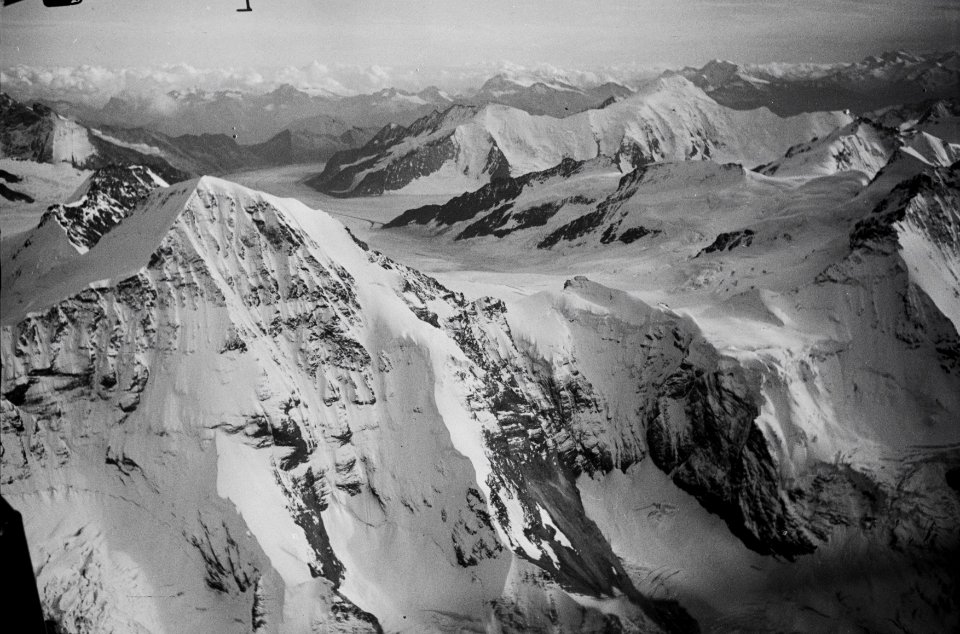 ETH-BIB-Mönch, Jungfraujoch-Inlandflüge-LBS MH05-06A-19